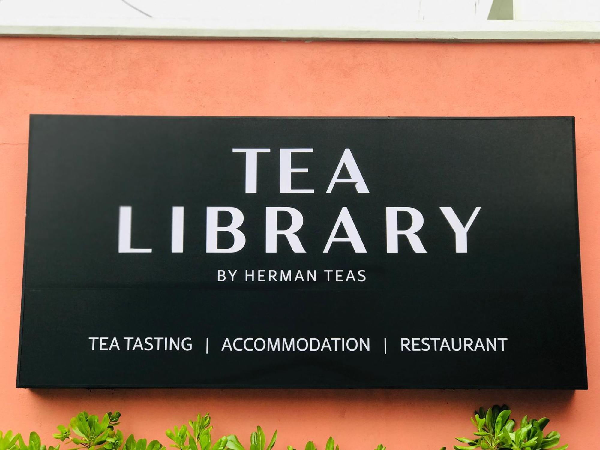 Tea Library Bed & Breakfast ฮิกคาดูวา ภายนอก รูปภาพ